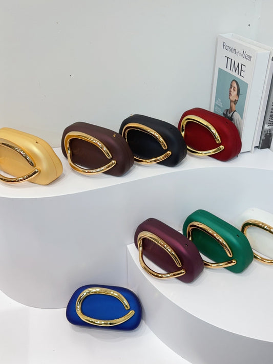 Women's Round Acrylic Evening Clutch Bag - Detail View 1