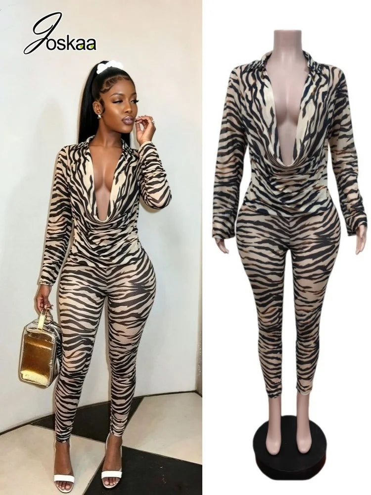 Women's Zebra Print Striped Ruched Long Sleeve Two Piece Set - Women's Fashion Wholesale - Front View