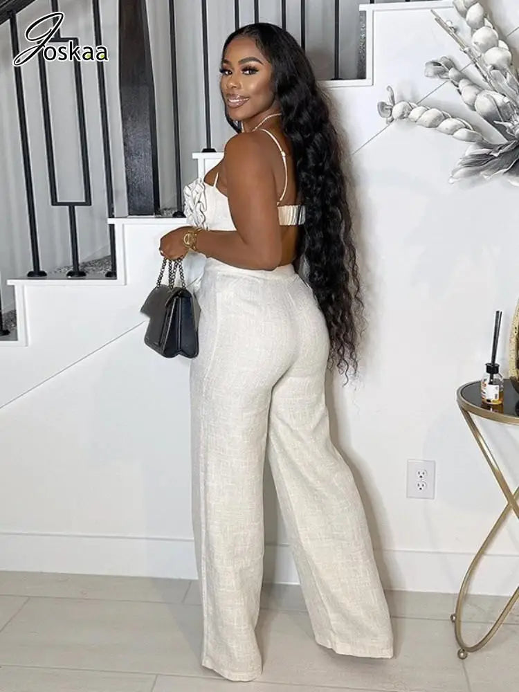 Wholesale Women's Floral Print Crop Two Piece Set White – Front View