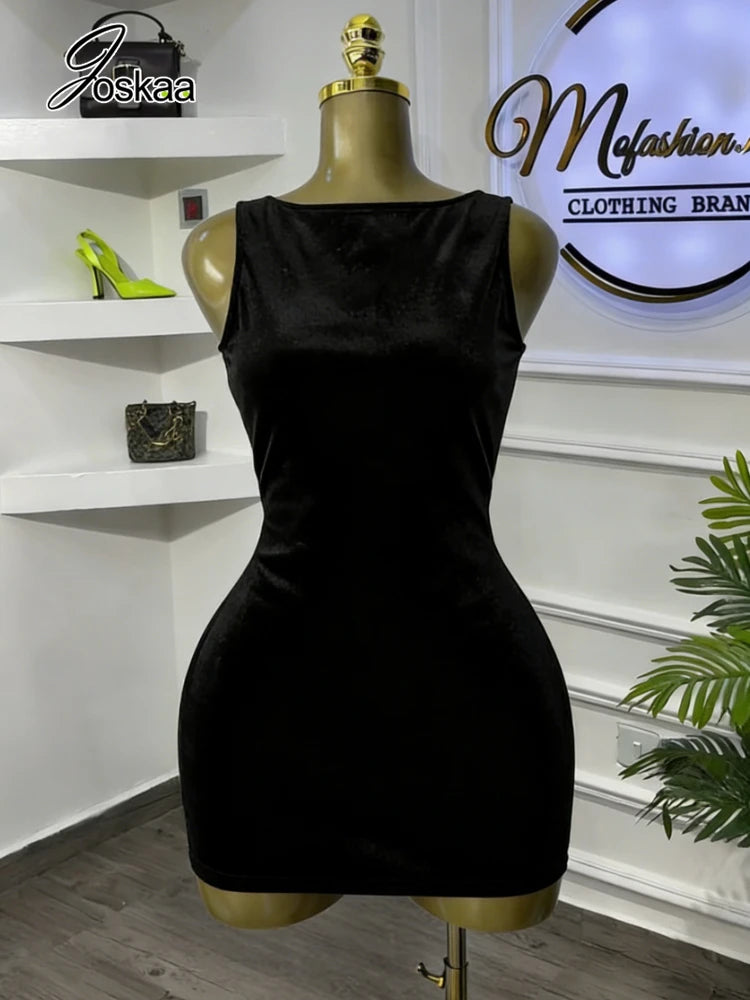 Women's Velvet Backless Black with Pearl Dress – Women's Fashion Wholesale – Front View