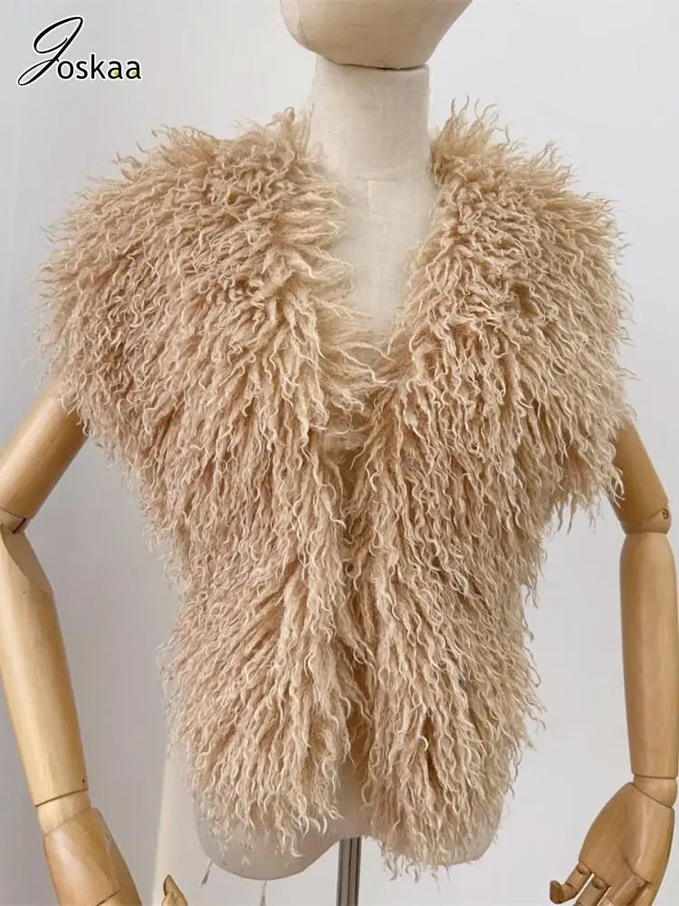 Women's Backless Halter Faux Fur Waistcoat Jacket Red – Detail View