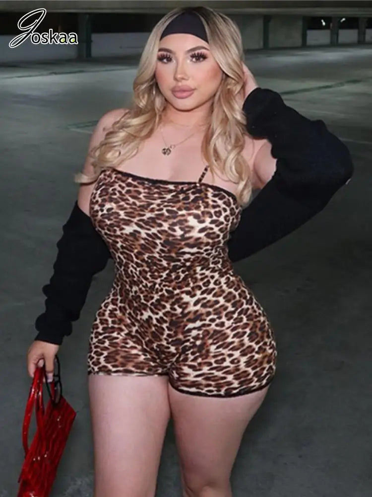 Wholesale Women's Leopard Print Sleeveless Romper – Women's Fashion Wholesale – Front View