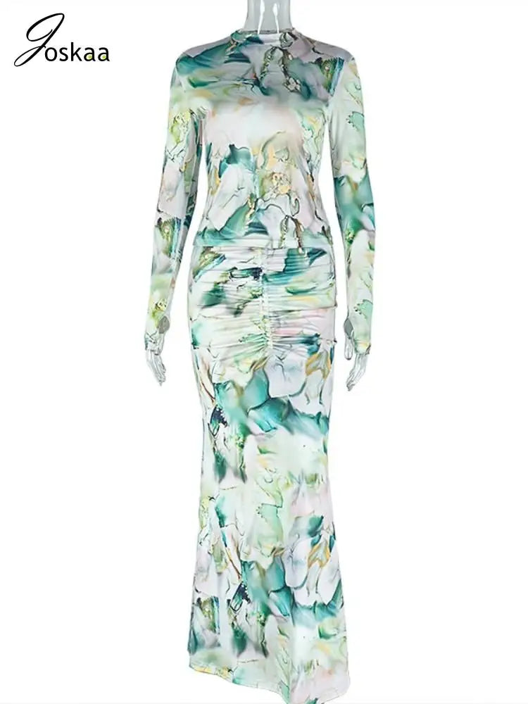 Women's Long Sleeve Maxi Pleated Two Piece Set Colorful – Back View