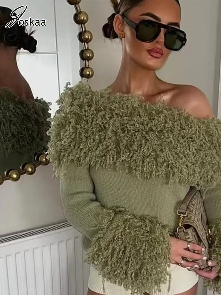 Wholesale Women's Knit Ribbed Hooded Top Green – Side View