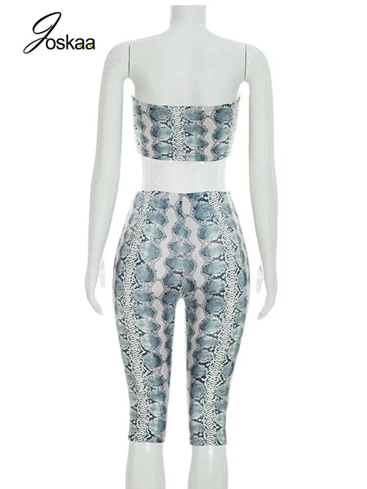 Women's Snake Print Strapless Crop Two Piece Set Green – Detail View