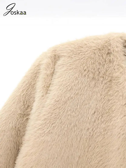 Women's Long Sleeve Crop Luxury Faux Fur Jacket As Picture – Side View
