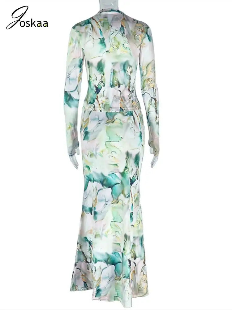 Women's Long Sleeve Maxi Pleated Two Piece Set Colorful – Detail View