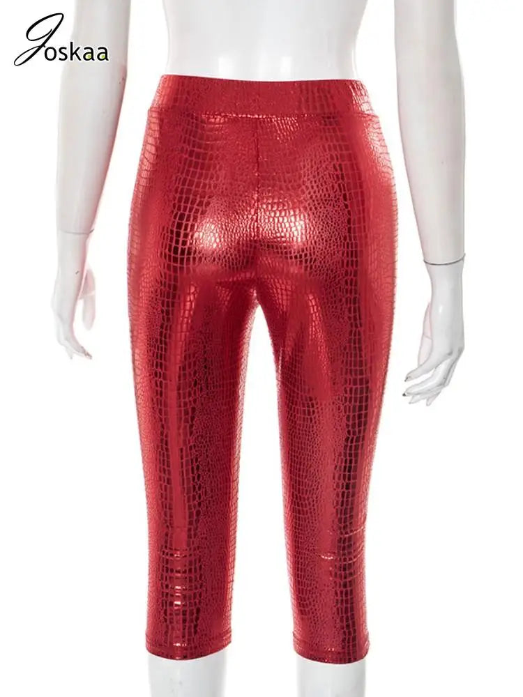 Wholesale Women's Crop Serpentine Red Pants Top Red – Detail View