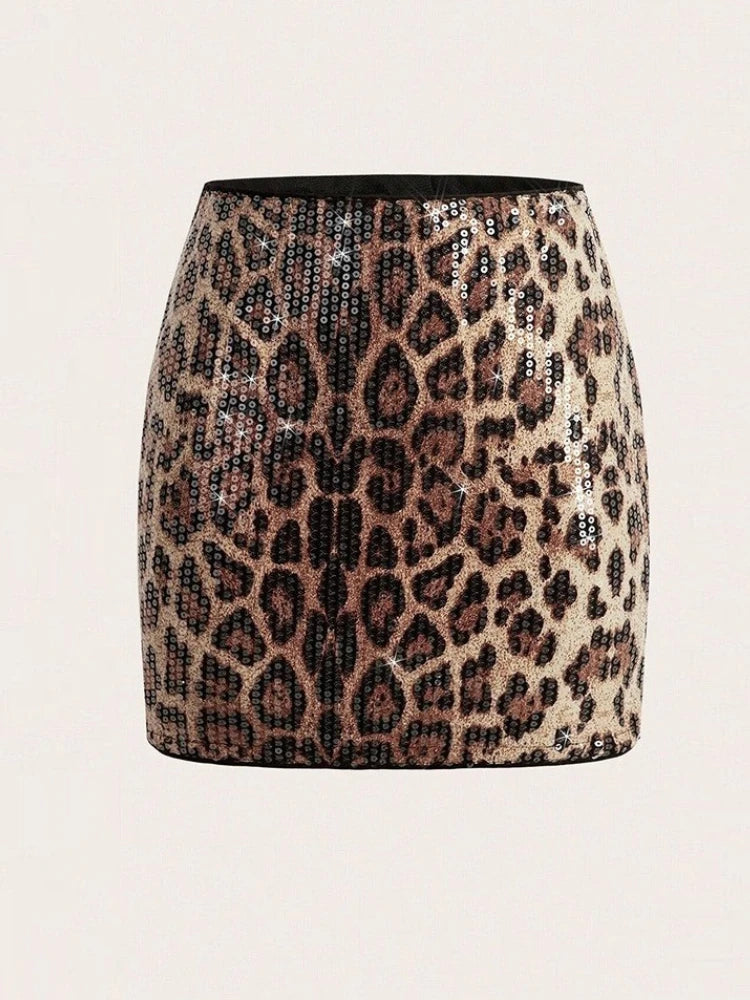 Women's Leopard Print Sequin Rhinestone Top Top – Detail View