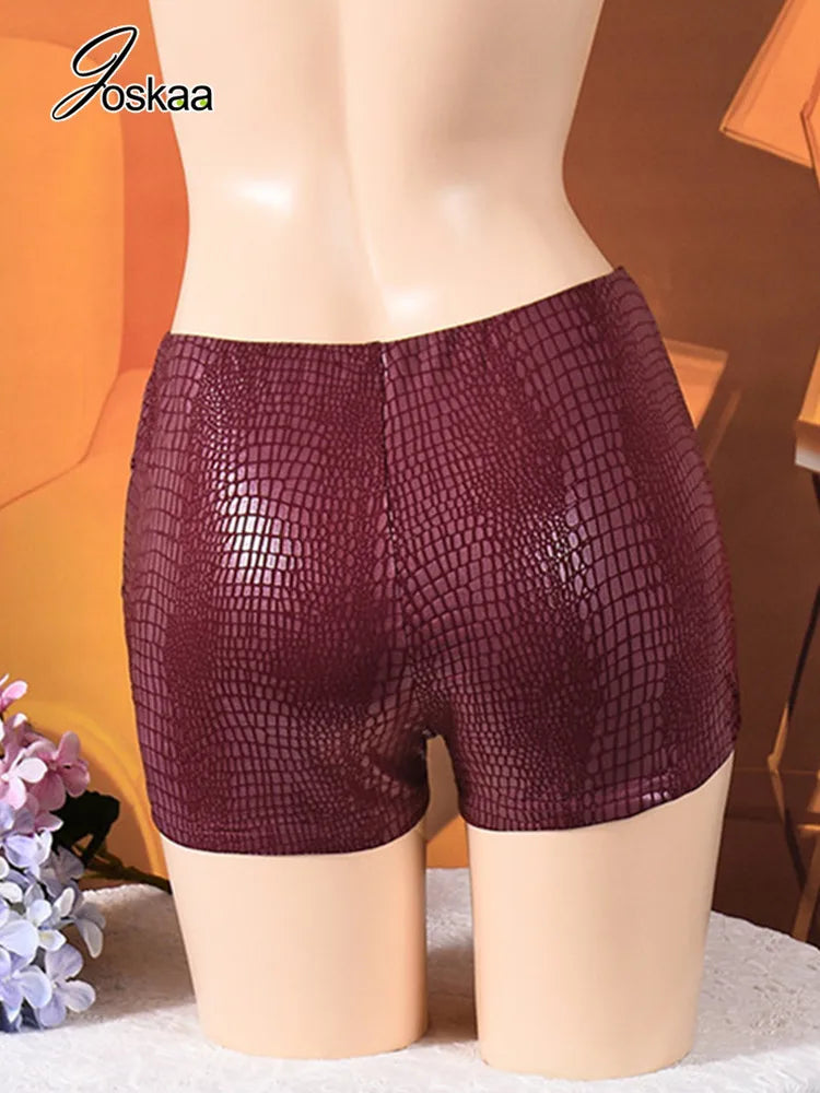 Women's Faux Leather Bodycon Stretchy Shorts Low Pants Red – Detail View