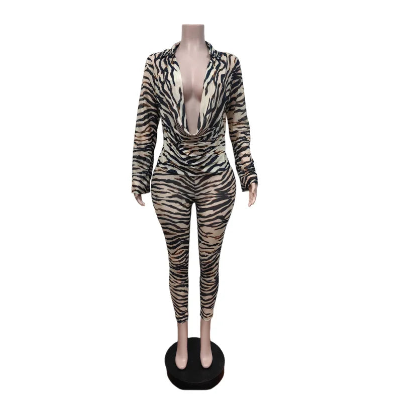 Women's Zebra Print Striped Ruched Long Sleeve Two Piece Set - Model Wearing Style