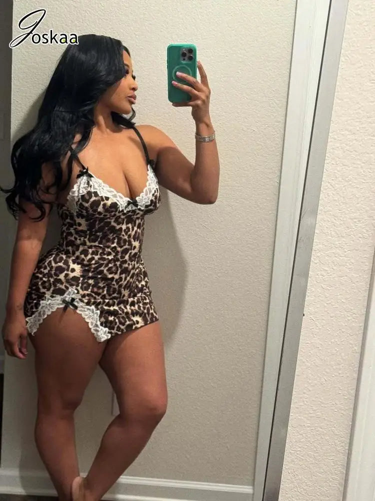 Wholesale Women's Leopard Print Lace Mini Dress Leopard Print – Side View