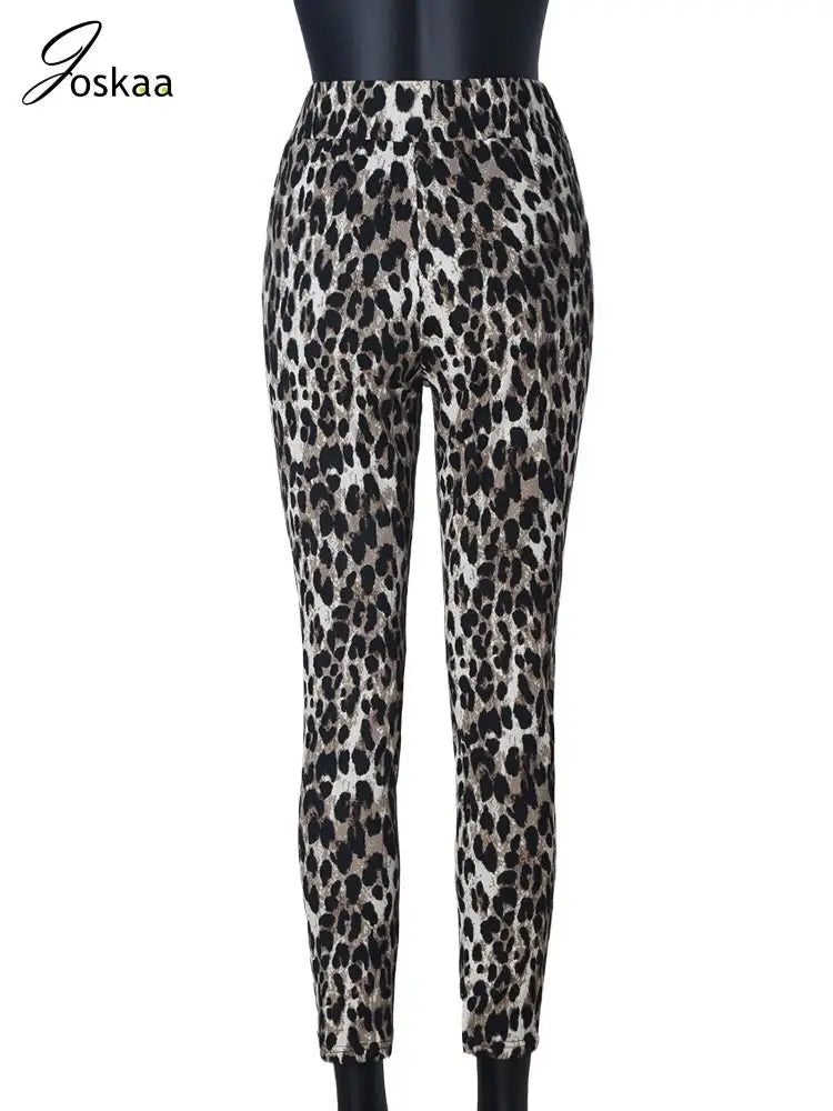 Wholesale Women's Leopard Print High Waist Pants Leopard Print – Detail View