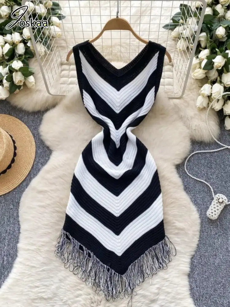 Women's Stripe Knit Sleeveless Bodycon Dress Rosee – Side View
