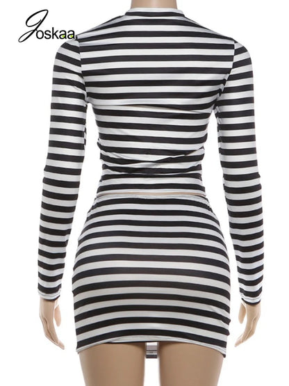 Women's Stripe Long Sleeve Crop Two Piece Set Black – Detail View