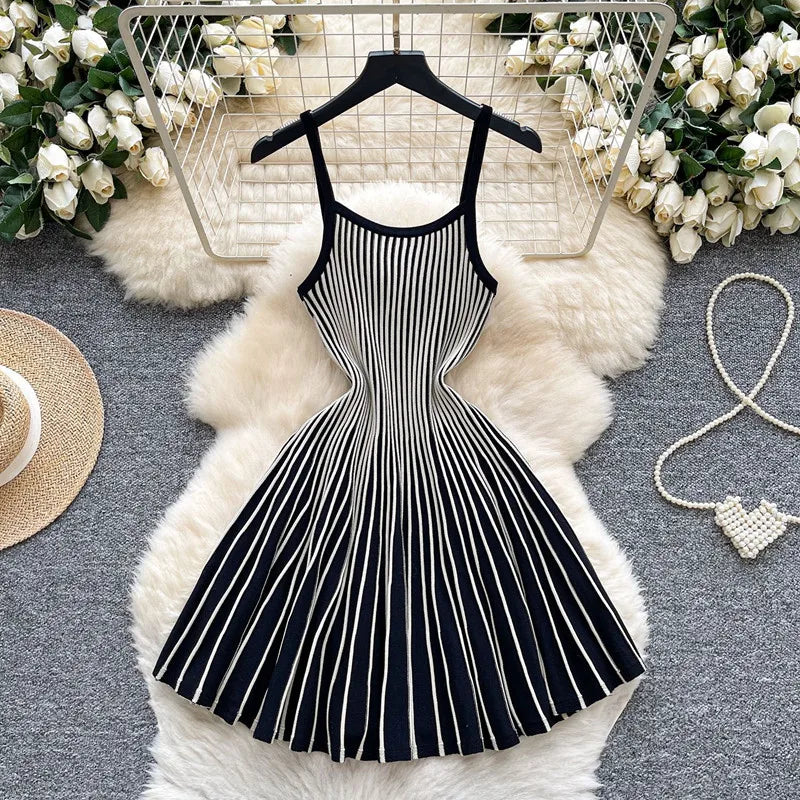 Women's Stripe Knit Sleeveless Ribbed Pleated Dress