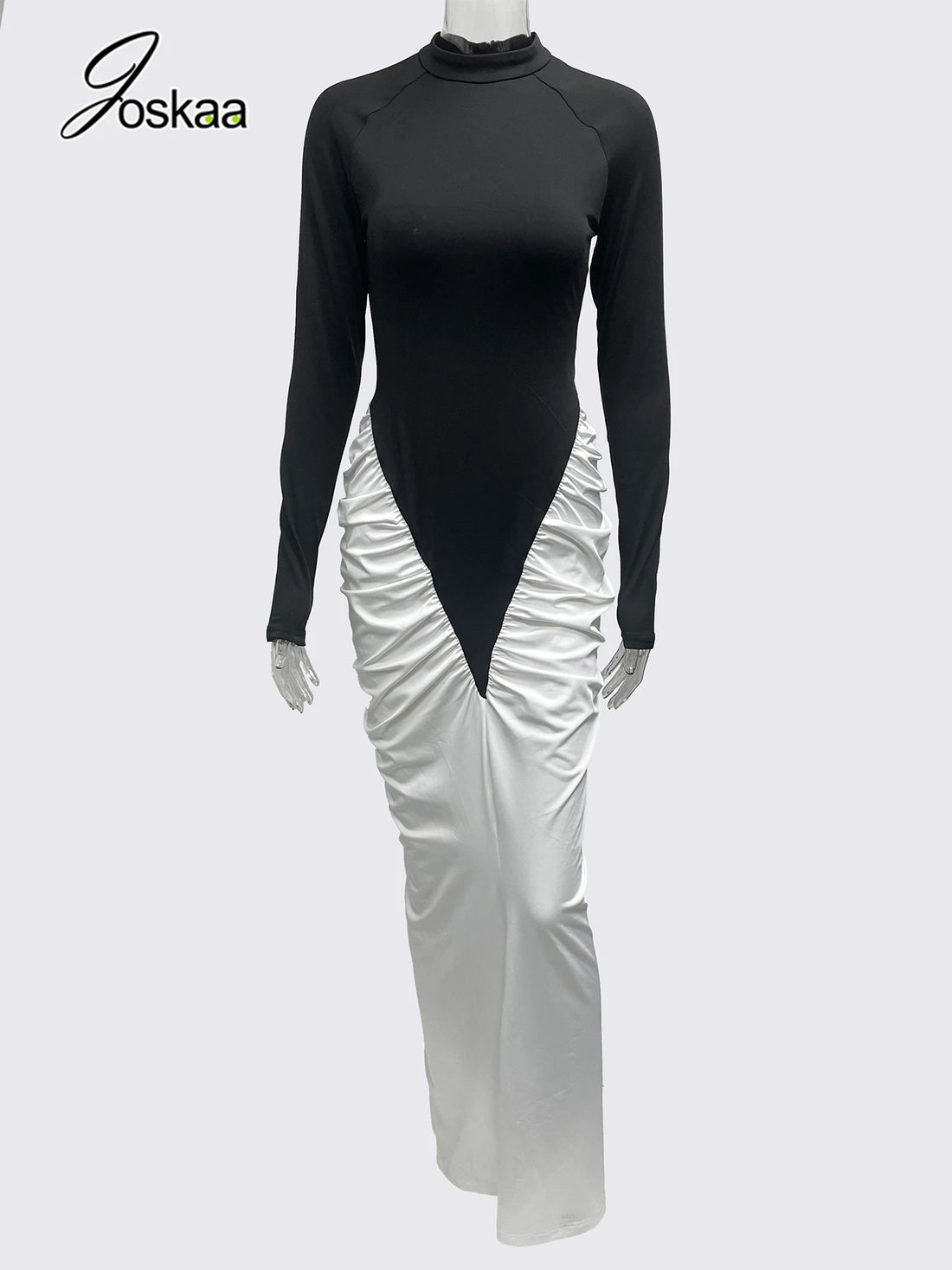 Women's Ruched Long Sleeve Bodycon Maxi Dress Black – Detail View