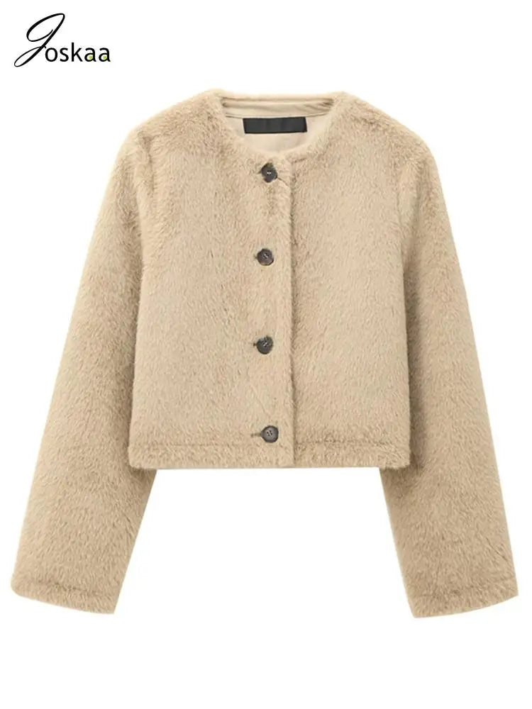Women's Long Sleeve Crop Luxury Faux Fur Jacket – Women's Fashion Wholesale – Front View