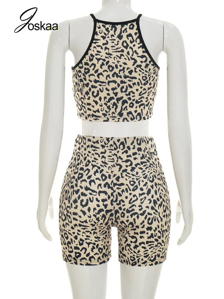 Women's Leopard Print Crop High Waist Two Piece Set Gray – Detail View