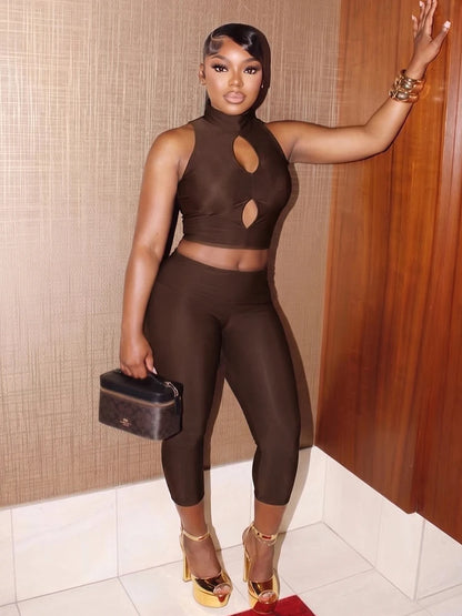 Women's Cutout Crop Solid Sporty Stand Two Piece Set