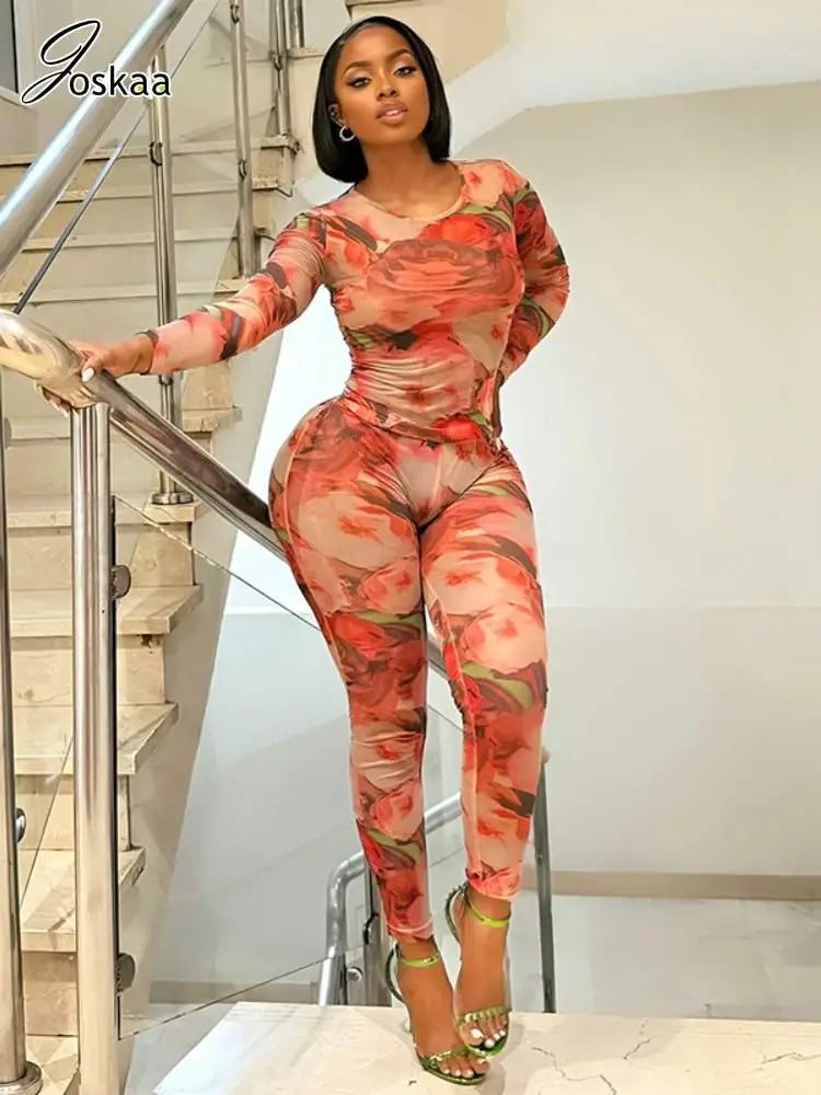 Women's Floral Print Long Sleeve Crop Two Piece Set – Women's Fashion Wholesale – Front View