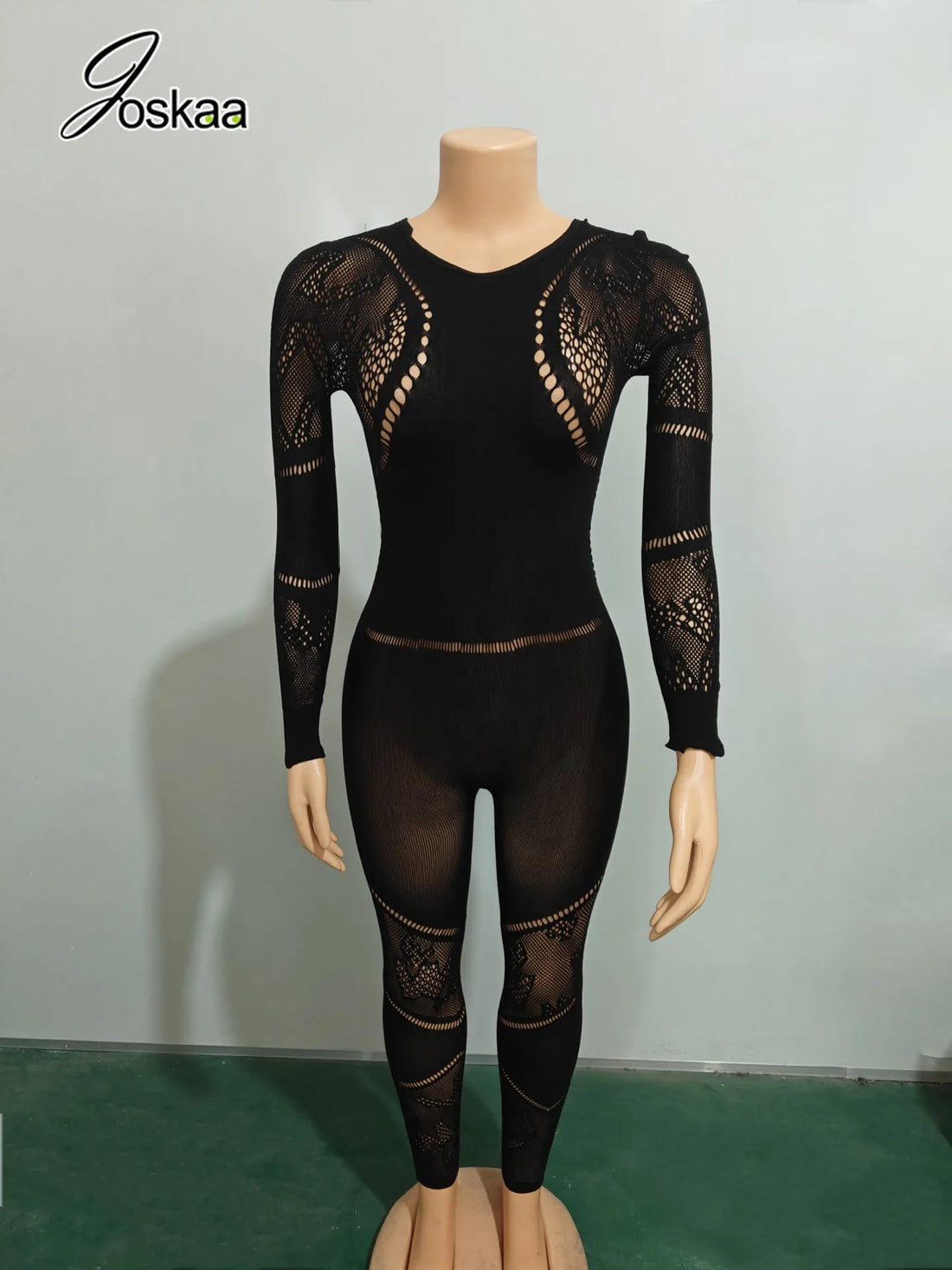 Women's Cutout Long Sleeve Bodycon Romper Black – Detail View