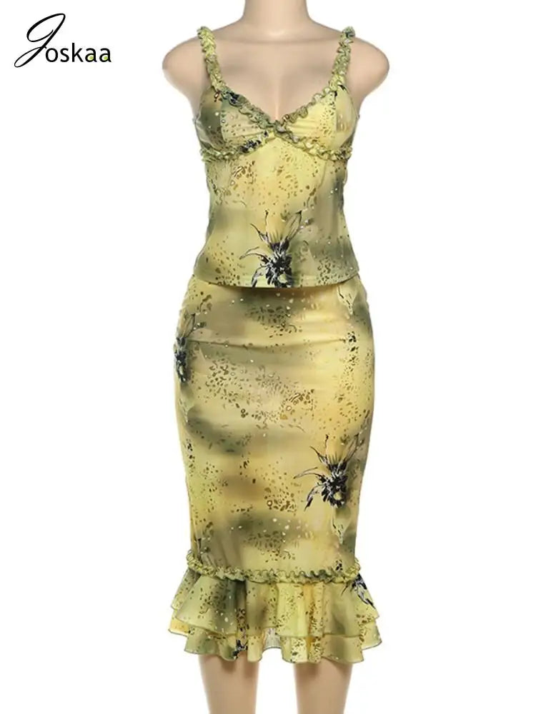 Women's Floral Print Ruffle Neck Cami Two Piece Set Green – Back View