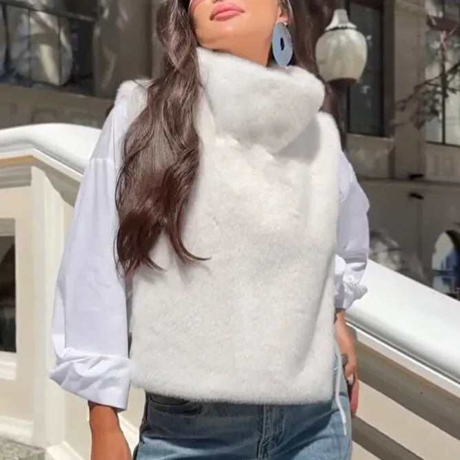 Women's Sleeveless Crop Faux Fur Sable Jacket