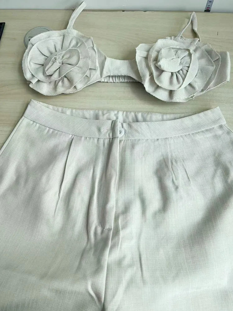 Wholesale Women's Floral Print Crop Two Piece Set Green – Side View