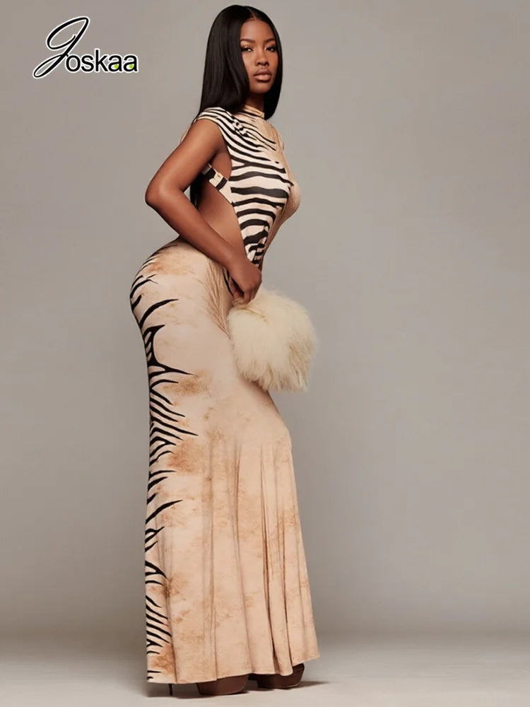 Women's Stripe Ruched Backless Maxi Dress Black – Front View