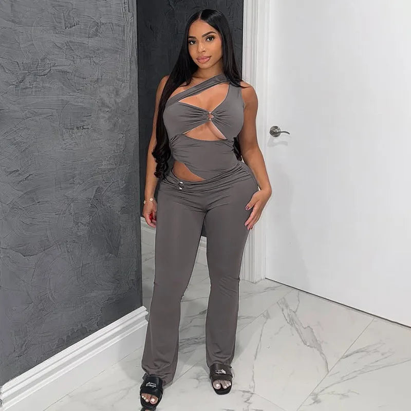Women's Ruched Backless Cutout Sleeveless Romper - Detail View 9