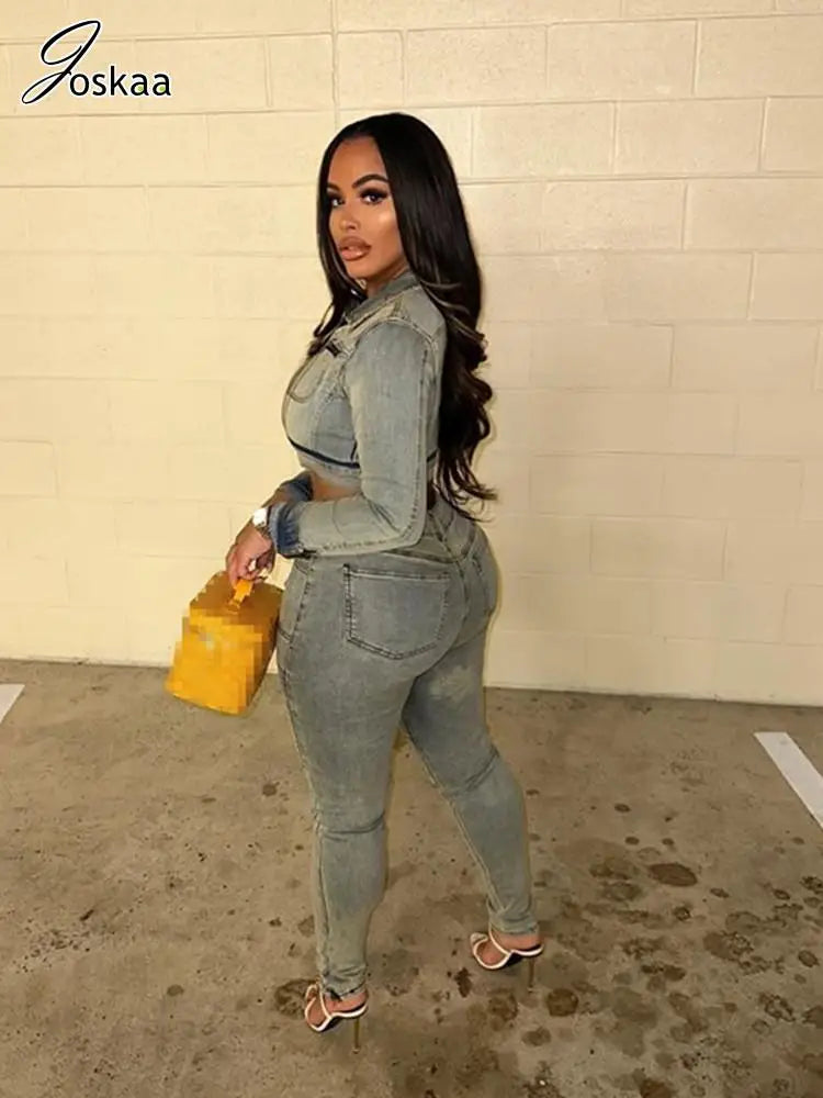 Women's Denim Long Sleeve Crop Two Piece Set Washed Blue – Front View