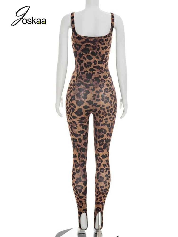Women's Leopard Print Sleeveless High Waist Two Piece Set Leopard Print – Detail View