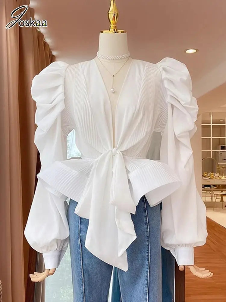 Women's Lace Short Sleeve Vintage Puff Blouse Top – Women's Fashion Wholesale – Front View