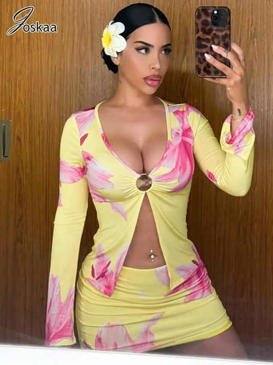 Women's Floral Print Long Sleeve Bodycon Two Piece Set – Women's Fashion Wholesale – Front View