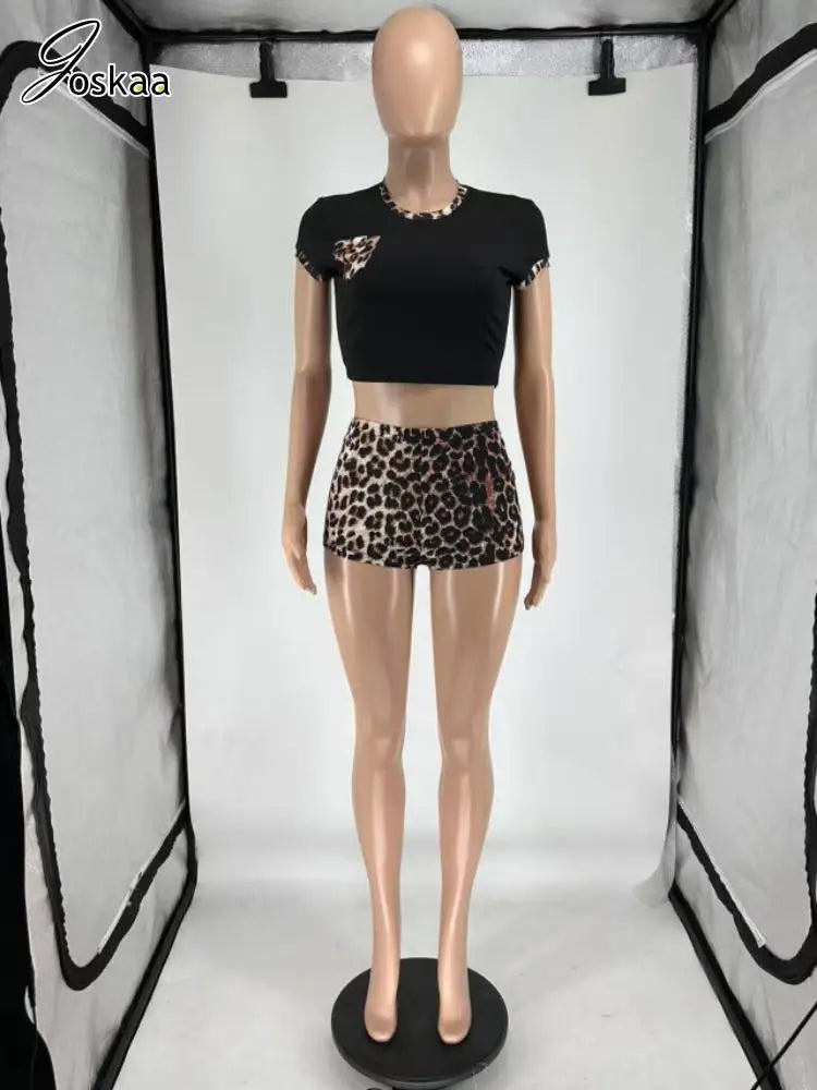 Women's Leopard Print Short Sleeve Crop Two Piece Set Pink – Detail View