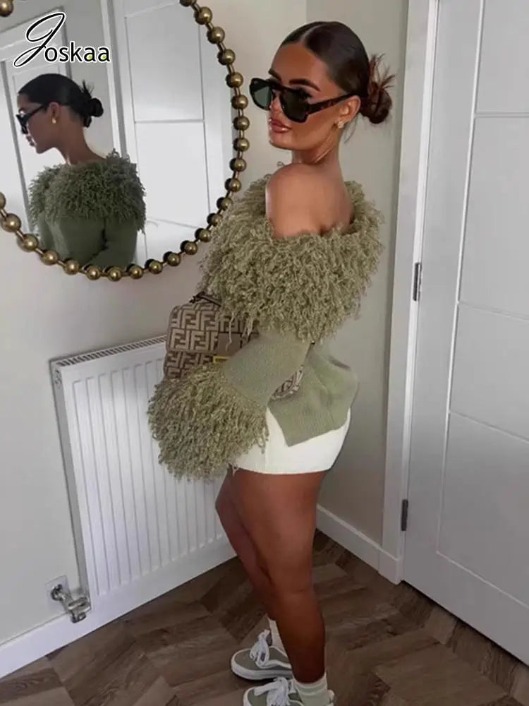 Wholesale Women's Knit Ribbed Hooded Top Green – Detail View
