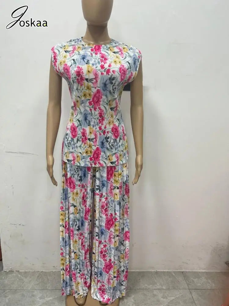 Women's Floral Print Short Sleeve Two Piece Set Floral 2 – Detail View