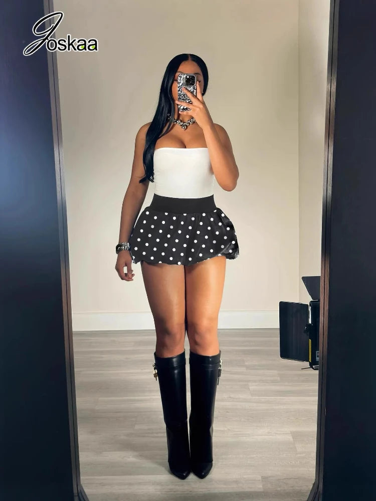 Women's Polka Dot High Waist Mini Pleated Skirt Black – Front View
