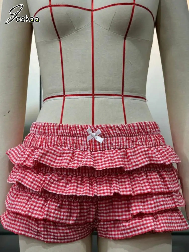 Wholesale Women's Plaid Tiered Low Waist Shorts – Detail View