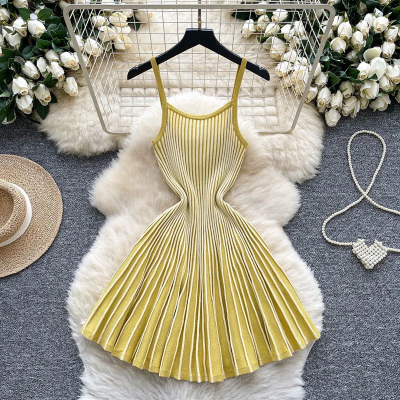 Women's Stripe Knit Sleeveless Ribbed Pleated Dress