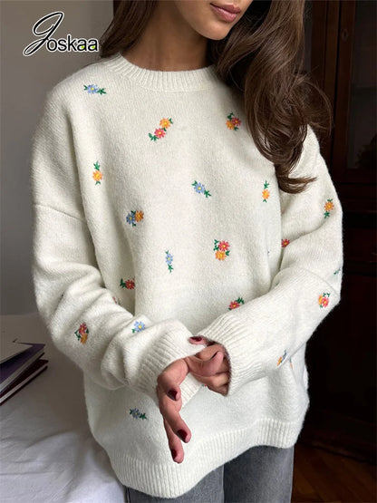 Women's Floral Print Knit Long Sleeve Top – Women's Fashion Wholesale – Front View