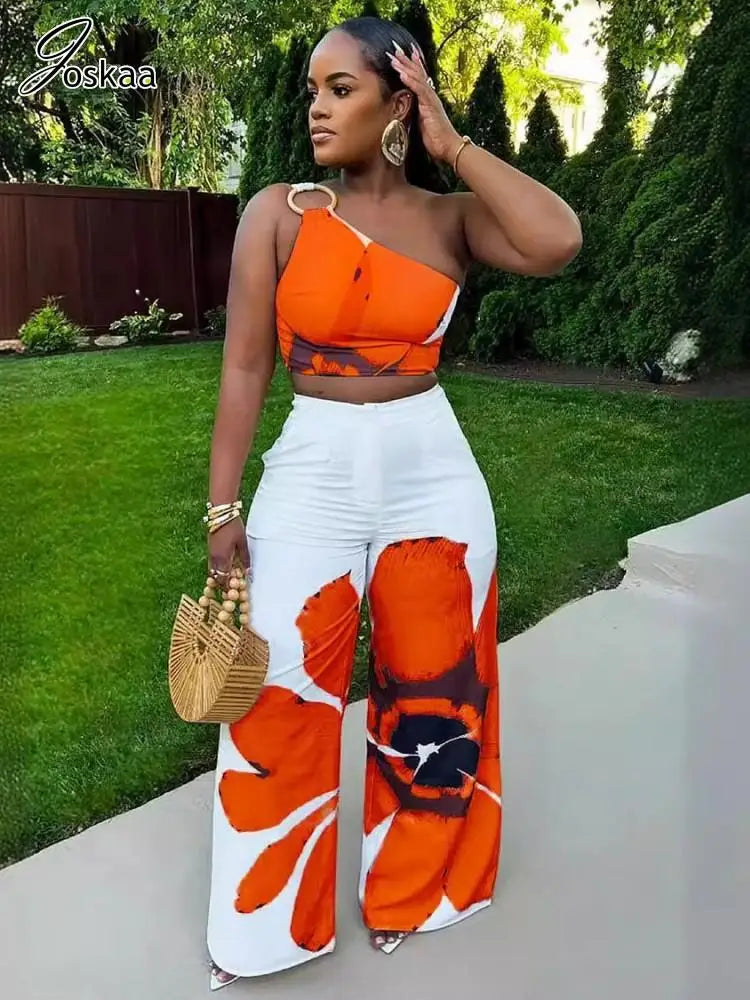 Women's Floral Print Flare Two Piece Set – Women's Fashion Wholesale – Front View