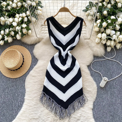 Women's Stripe Knit Sleeveless Bodycon Dress