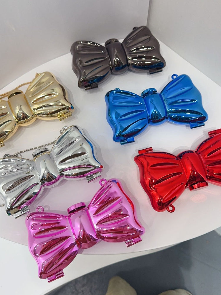 Women's Pearl Flower Bow Acrylic Mini Handbag - Detail View 1